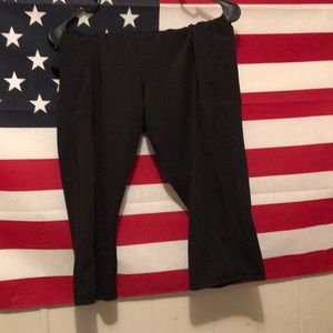 2x capri workout leggings in black